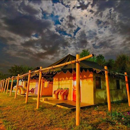 Вилла Prakriti Farms Rupnagar  Экстерьер фото
